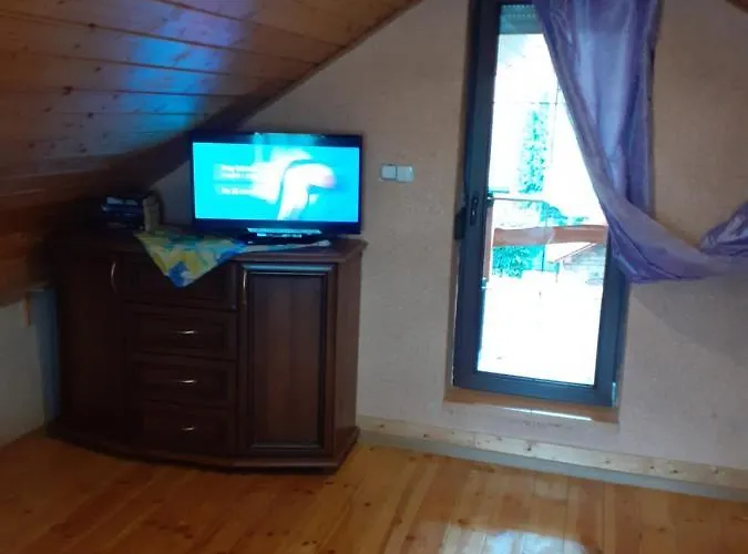 Nad Jeziorem Apartament *